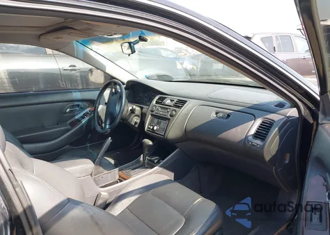 1999 Honda Accord Ex V6 z USA, uszkodzony, nr VIN 1HGCG2259XA016085